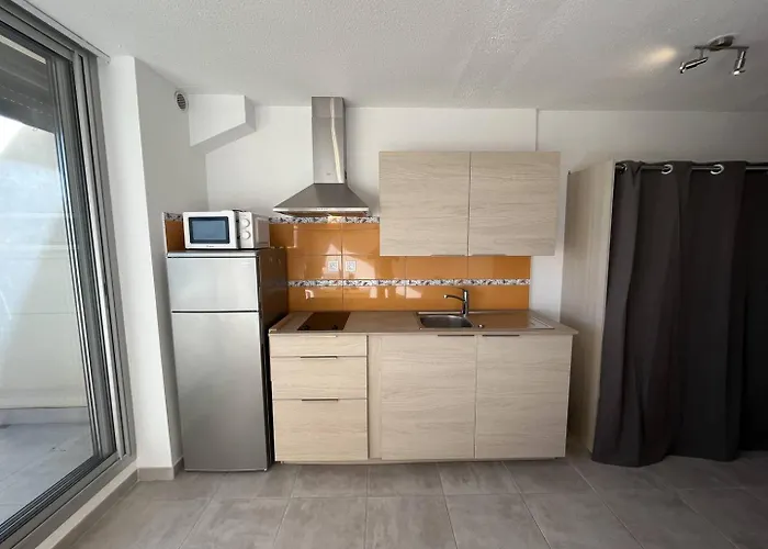 2 Couchages Cap D'agde Naturisme Cn060-l10 *